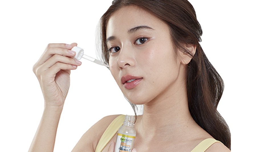 ฝนตก แดดออก ไม่ต้องกังวลกับใบหน้าเพียงแค่เลือกใช้ครีมหน้าขาวใส ที่มีสารบำรุงผิวหน้าอย่างล้ำลึก