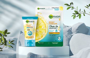 การ์นิเย่ สกิน แนทเชอรัลส์ ไบรท์ คอมพลีท แอนตี้-แอคเน่ ช่วยลดเลือนจุดด่างดำ พร้อมปรับให้ผิวดูกระจ่างใส