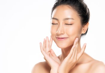 ผิวสวยใสด้วยเคล็ดลับง่ายๆ สำหรับสาวที่อยากลดริ้วรอย