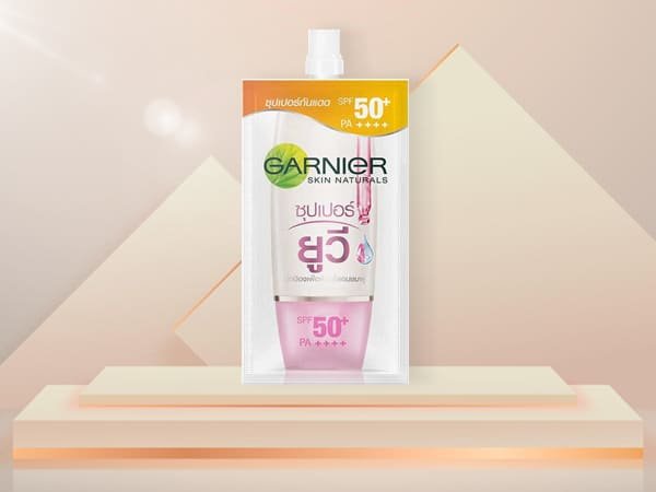 การนิเย่ ซากุระ โกลว์ ซุปเปอร์ ยูวี เอสพีเอฟ50+/พีเอ++++